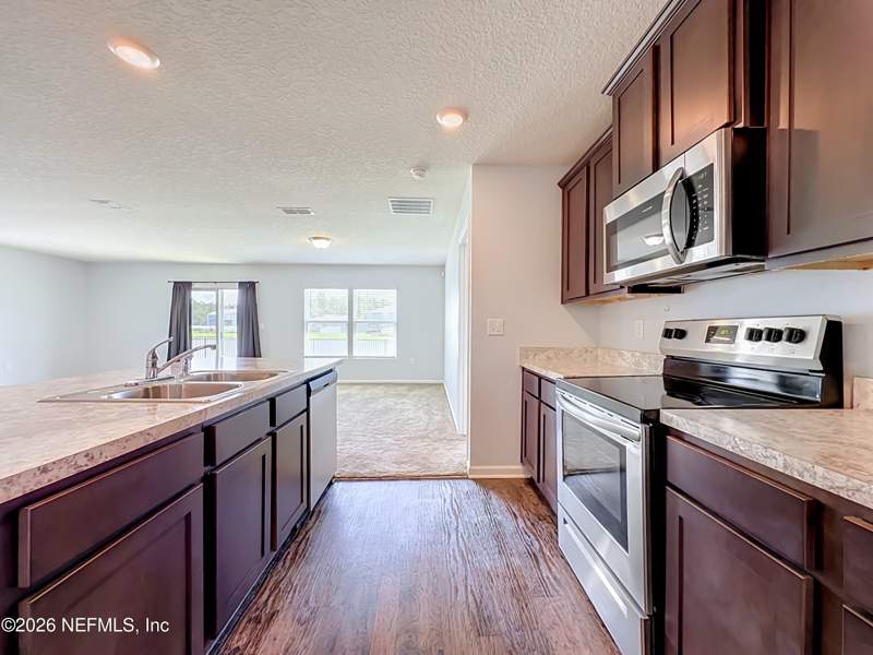 3 bedroom Single Family Residence at 2408 Sea Palm Avenue, Summer Walk, Jacksonville — photo 4