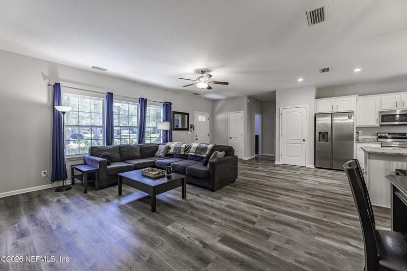 3 bedroom Single Family Residence at 2924 Guava Court, Black Creek Park, Middleburg — photo 5
