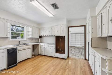 728 Tara Farms Drive, Middleburg FL - photo 16 of 50
