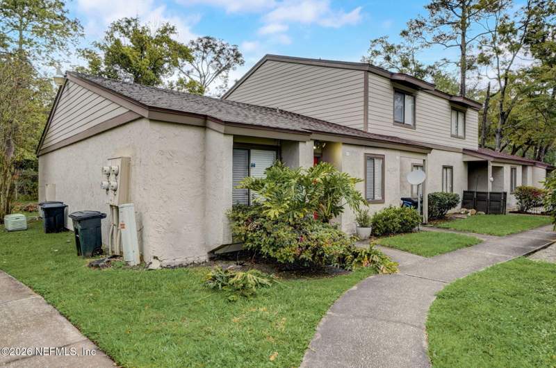 2 bedroom Condominium at 8300 Plaza Gate Lane #1071, Beauclerc Lakes, Jacksonville — photo 3