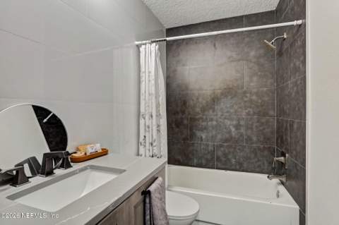 8300 Plaza Gate Lane #1071, Jacksonville FL - photo 17 of 27