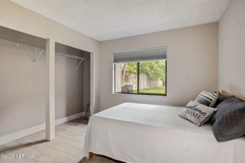 8300 Plaza Gate Lane #1071, Jacksonville FL - photo 18 of 27