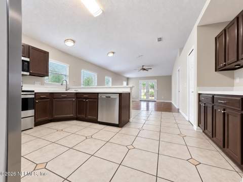 716 Lake Geneva Drive, St. Augustine FL - photo 15 of 35