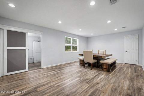 11351 W Court Boulevard, Jacksonville FL - photo 15 of 35