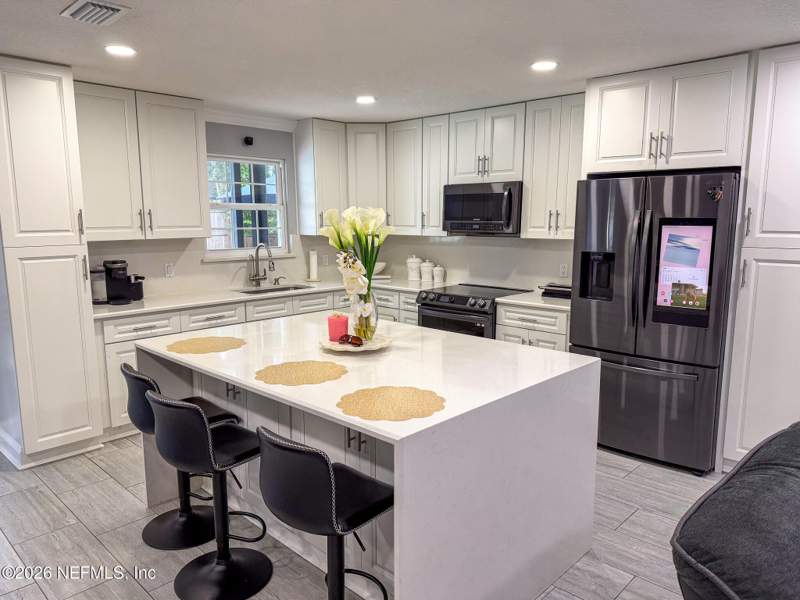4 bedroom Single Family Residence at 12444 Agatite Road, Julington Cc Estates, Jacksonville — photo 3