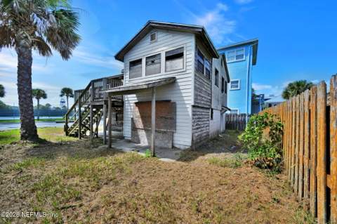 127 16th Avenue, Jacksonville Beach FL - photo 6 of 46