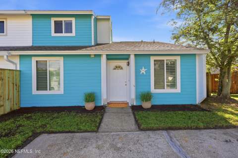 696 Aquatic Drive, Atlantic Beach FL - photo 10 of 49