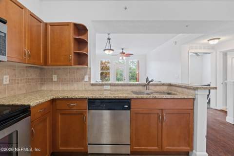 10435 Midtown Parkway #233, Jacksonville FL - photo 20 of 54