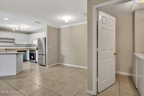 3591 Kernan Boulevard #524, Jacksonville FL - photo 6 of 29