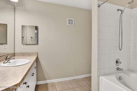 3591 Kernan Boulevard #524, Jacksonville FL - photo 24 of 29