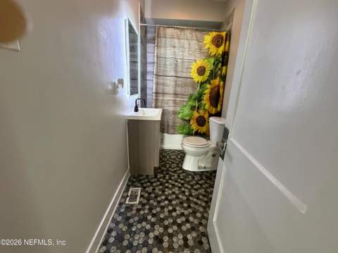 2204 Myra Street, Jacksonville FL - photo 7 of 14