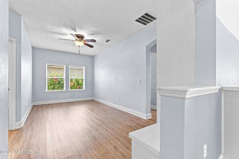 3619 Crossview Drive, Jacksonville FL - photo 20 of 32