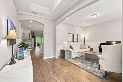 9902 Kevin Road, Jacksonville FL - photo 7 of 44