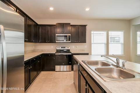10991 Haws Lane, Jacksonville FL - photo 8 of 15