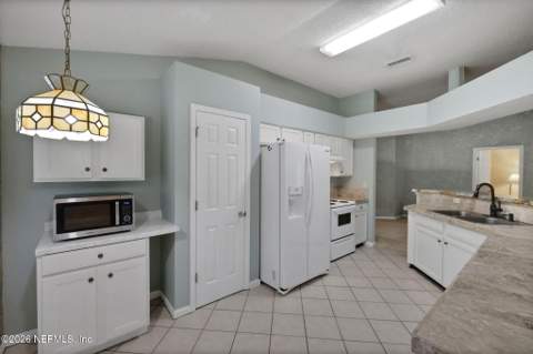 13214 Companion Circle, Jacksonville FL - photo 7 of 39