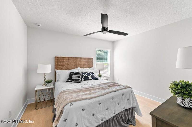 4 bedroom Single Family Residence at 620 Bulls Bay Highway, Section Land, Jacksonville — photo 4