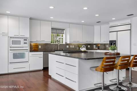 14030 Mandarin Oaks Lane, Jacksonville FL - photo 14 of 36
