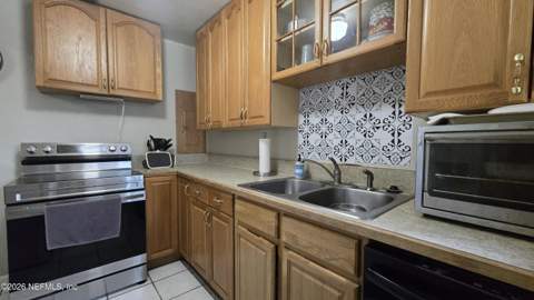 2320 Hamilton Street, Jacksonville FL - photo 13 of 25