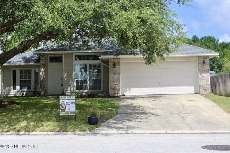3 bedroom Single Family Residence at 12307 N Bucks Harbor Drive, Harbor Winds, Jacksonville — photo 2
