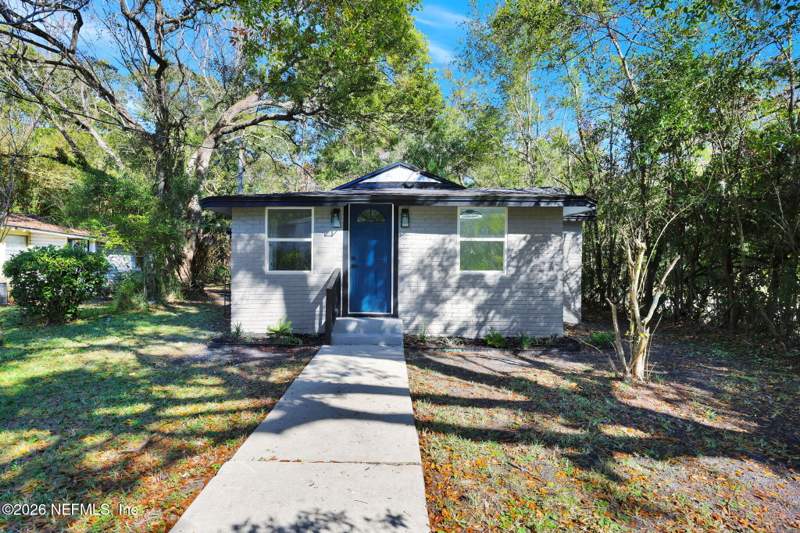 3 bedroom Single Family Residence at 5807 Castellano Avenue, Silver Park, Jacksonville — photo 2