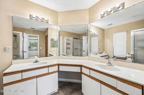 4849 Dovetree Lane, Jacksonville FL - photo 19 of 34