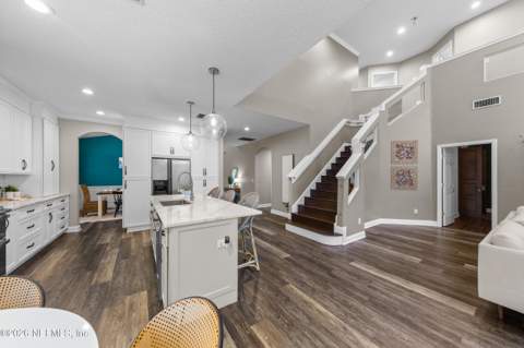 10124 Crofton Court, Jacksonville FL - photo 14 of 66