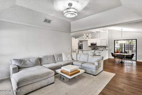 13060 Autumn River Road, Jacksonville FL - photo 10 of 25