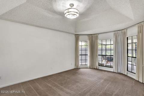 13060 Autumn River Road, Jacksonville FL - photo 11 of 25