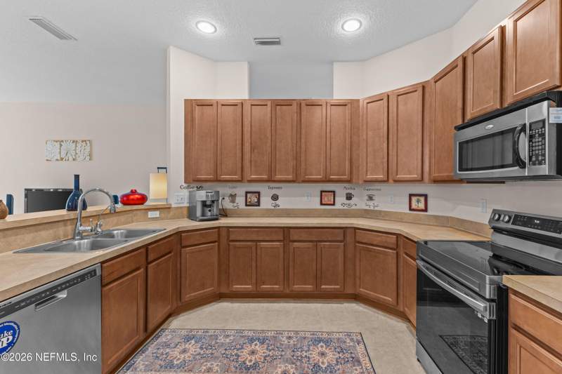 3 bedroom Single Family Residence at 543 Apple Creek Drive, North Creek, Jacksonville — photo 4
