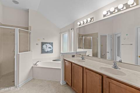 543 Apple Creek Drive, Jacksonville FL - photo 16 of 52