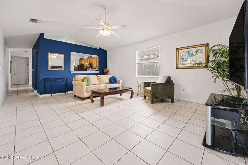 3 bedroom Single Family Residence at 2642 Sam Houston Place, Hardwick Pl, Jacksonville — photo 2
