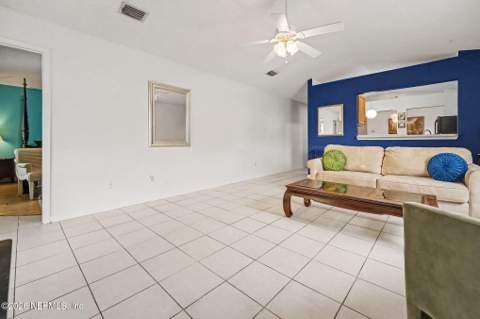 2642 Sam Houston Place, Jacksonville FL - photo 6 of 14