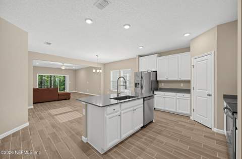 911 Colon Lane, Jacksonville FL - photo 15 of 31