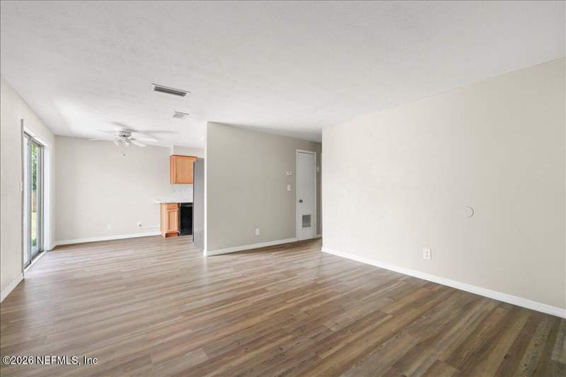 3 bedroom Single Family Residence at 215 Edson Drive, Meadowbrook, Orange Park — photo 5