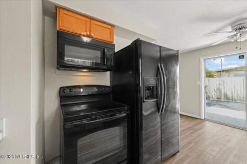 215 Edson Drive, Orange Park FL - photo 10 of 35