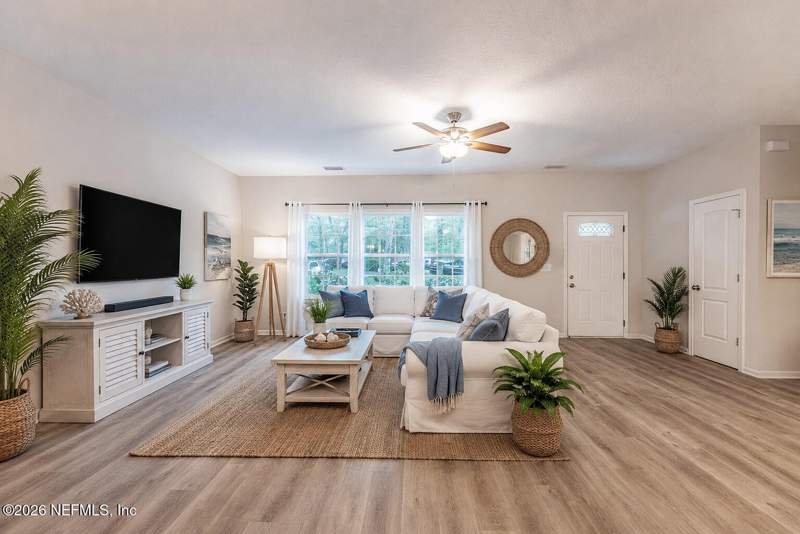 3 bedroom Single Family Residence at 2924 Guava Court, Black Creek Park, Middleburg — photo 3