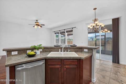 11518 Brian Lakes Drive, Jacksonville FL - photo 18 of 44