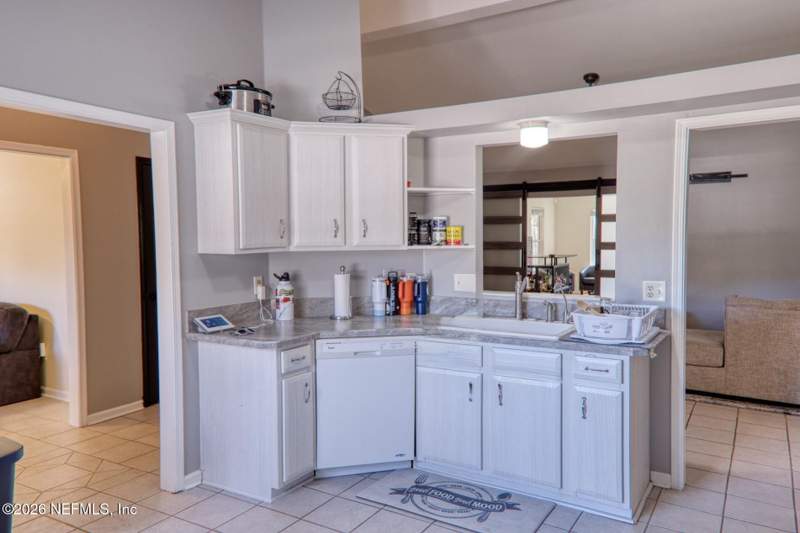 3 bedroom Single Family Residence at 2715 Rochford Court, Cobblestone, Jacksonville — photo 5