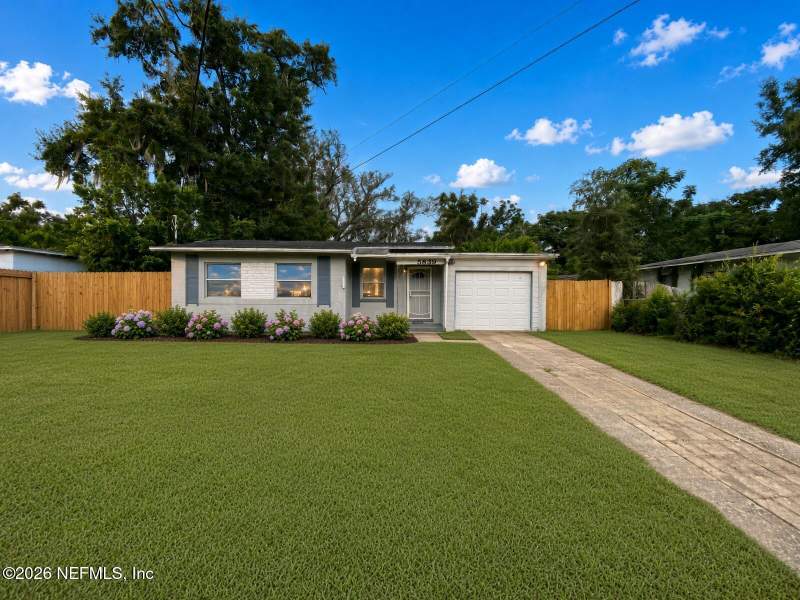 3 bedroom Single Family Residence at 5839 110th Street, Forrest Brook, Jacksonville — photo 2