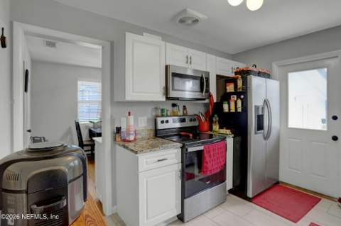 1818 Banbury Road, Jacksonville FL - photo 7 of 18