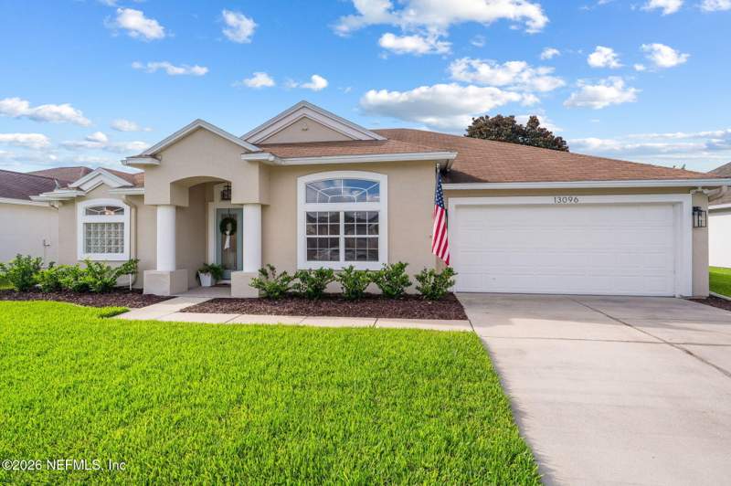 3 bedroom Single Family Residence at 13096 Quincy Bay Drive, Johns Creek, Jacksonville — photo 3