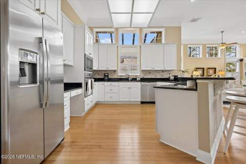 9923 Blakeford Mill Road, Jacksonville FL - photo 13 of 52