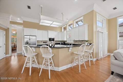 9923 Blakeford Mill Road, Jacksonville FL - photo 17 of 52