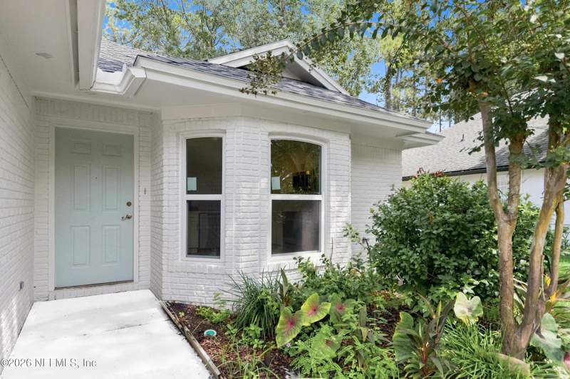 3 bedroom Single Family Residence at 3739 Sanctuary Way, Lake Sanctuary, Jacksonville Beach — photo 2