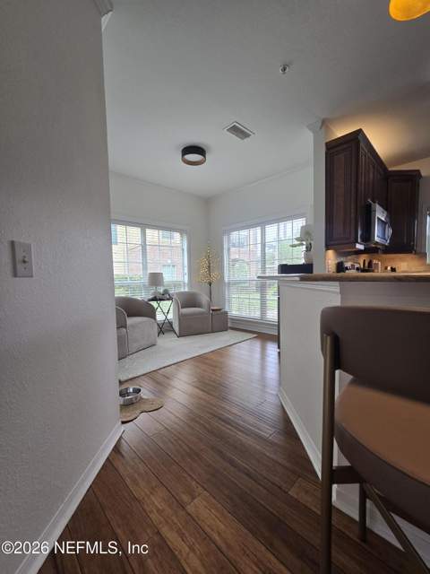 7800 Point Meadows Drive #1017, Jacksonville FL - photo 8 of 46