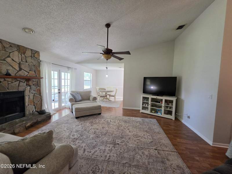 3 bedroom Single Family Residence at 1737 Largo Court, Orange Park South, Middleburg — photo 5