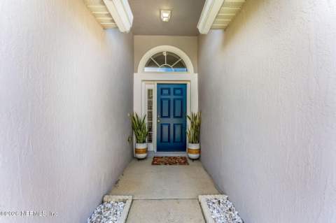2274 Peerless Lane, Jacksonville FL - photo 9 of 45