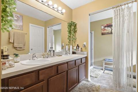 7392 Timber Falls Court, Jacksonville FL - photo 21 of 43