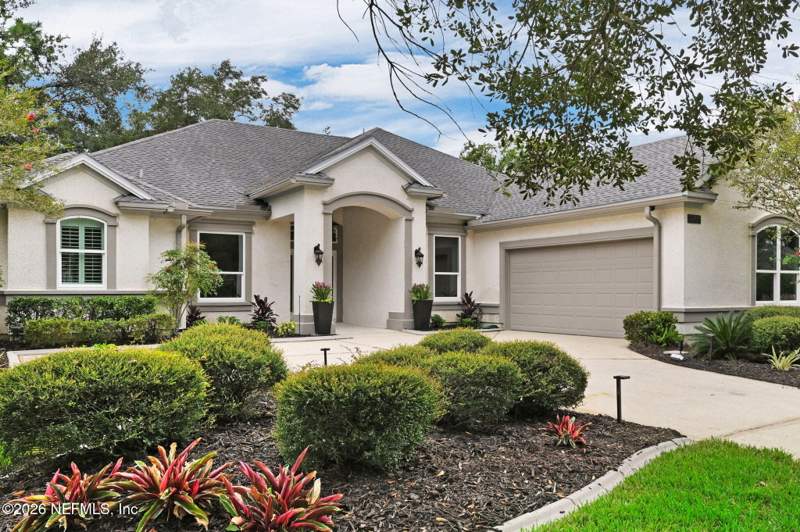 4 bedroom Single Family Residence at 3095 Country Club Boulevard, Orange Park Cc, Orange Park — photo 4