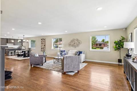 1634 Woodmere Drive, Jacksonville FL - photo 8 of 58